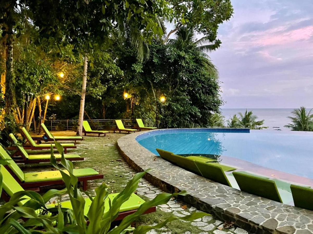 Amun Ini Beach Resort & Spa Анда Екстериор снимка